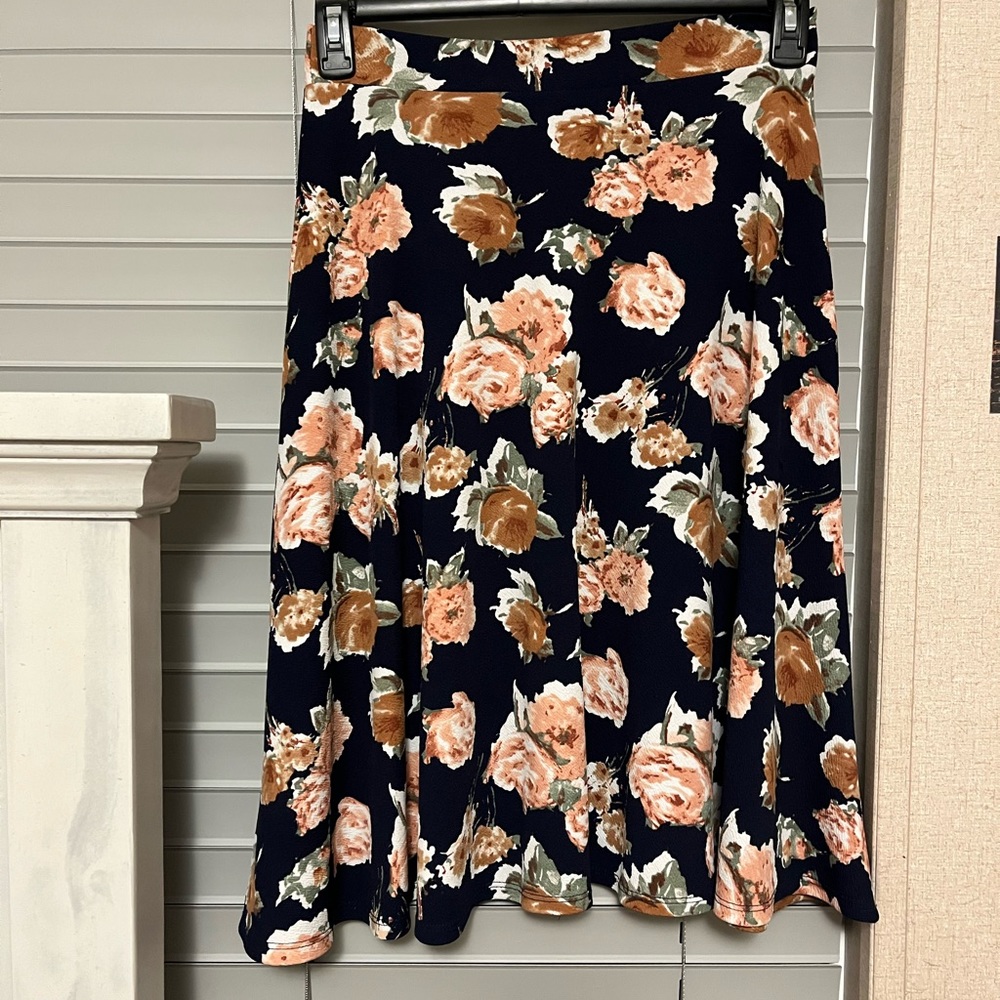 Knee length, navy blue floral, a line skirt by Silhouette NYC, size M